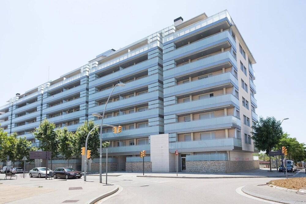 Olala Port Forum Apartments Sant Adria de Besos Exteriér fotografie